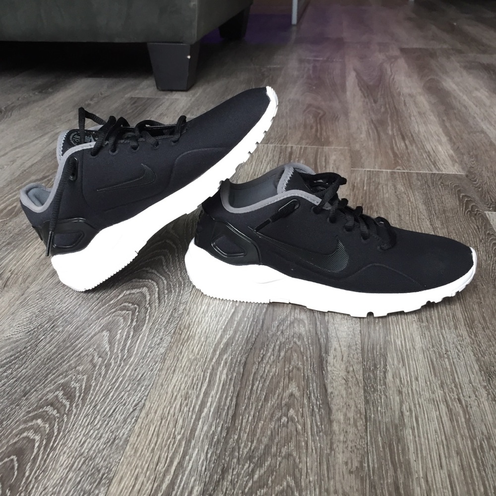 WORN TWICE !! GOOD AS NEW !!